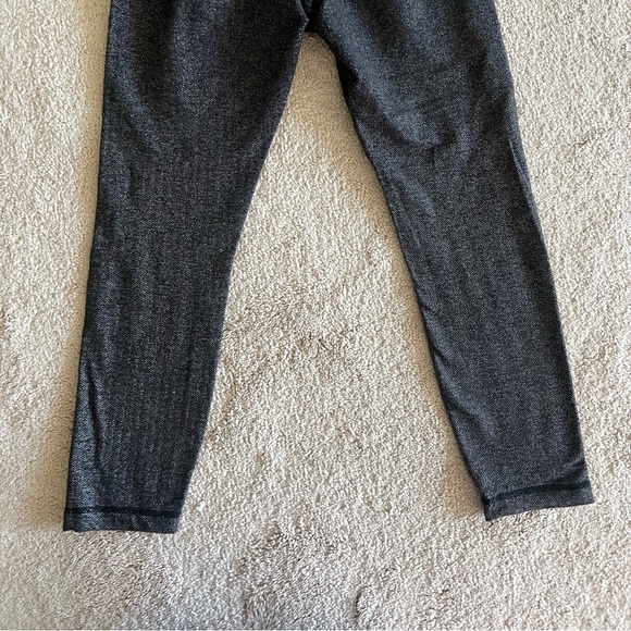 Lululemon Cozy Wunder Under Herringbone Leggings 8 - Picture 6 of 8
